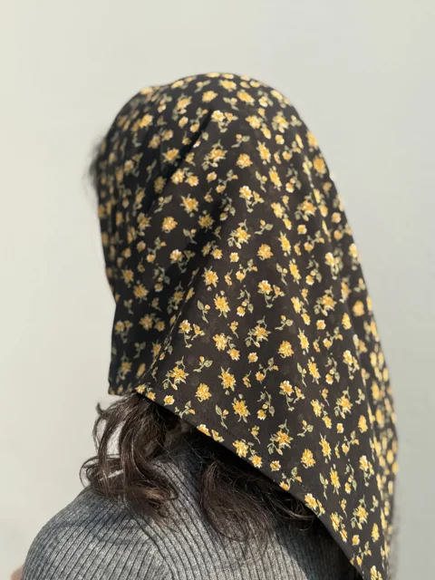 مشکی گل زرد