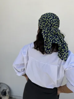 سورمه ای گل سبز