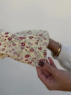 لیمویی گل قرمز